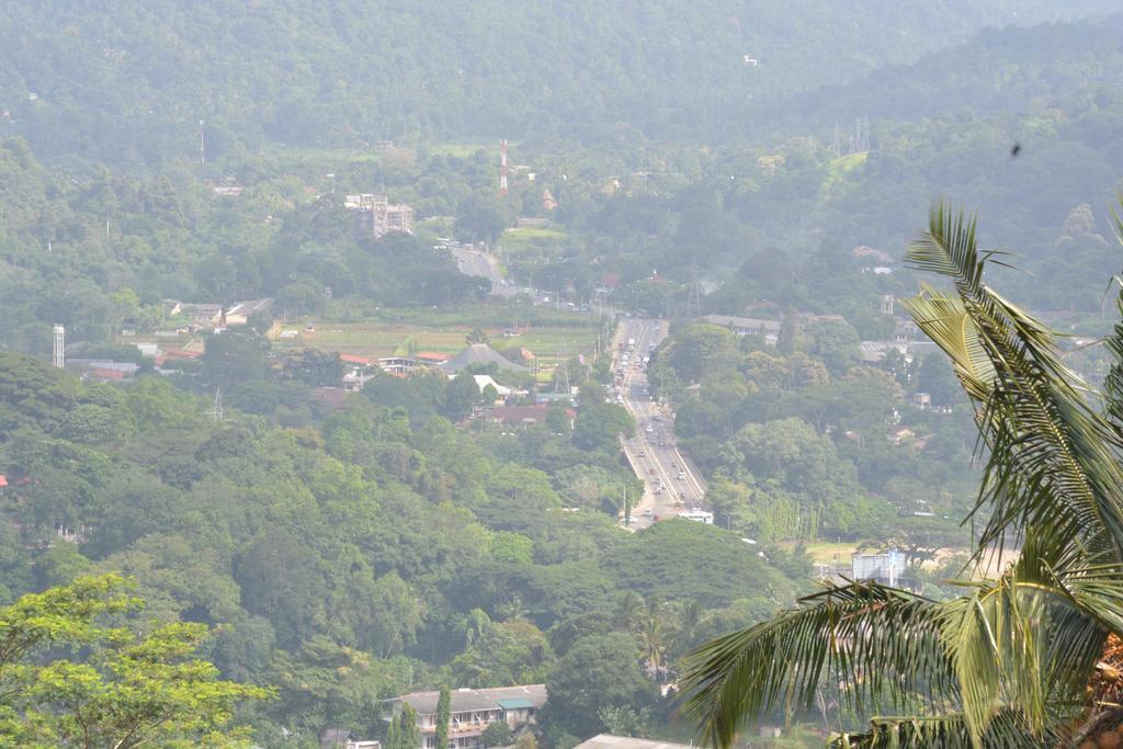 High View Homestay Канди Экстерьер фото