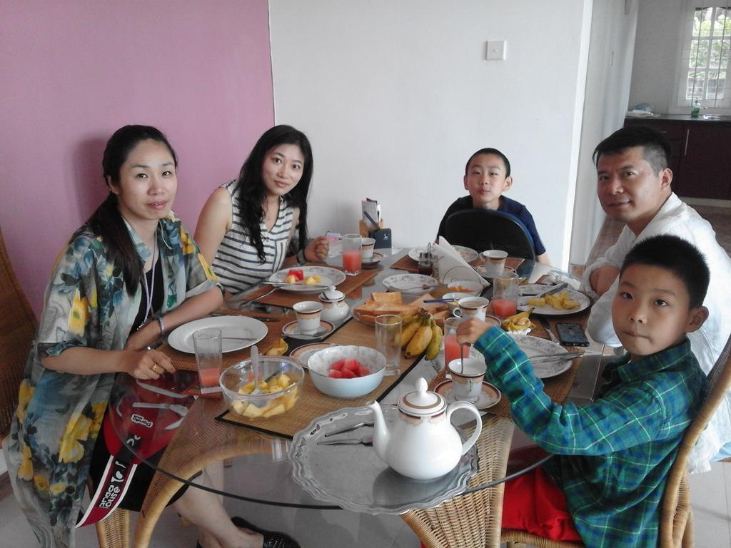 High View Homestay Канди Экстерьер фото